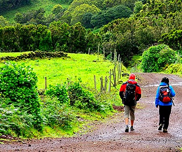 Pacote Rota das Fajãs da Ilha de São Jorge com Caminhadas e Trilhos Pedestres, na Ilha de São Jorge - Açores