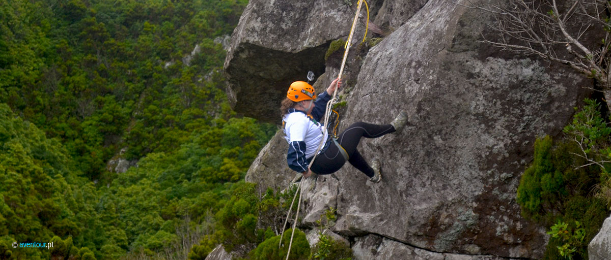 Rappel na Ilha de São Jorge - Açores